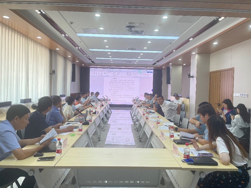 中铁铁龙特箱事业部铁路特种集装箱检修办法通过审核(图1)